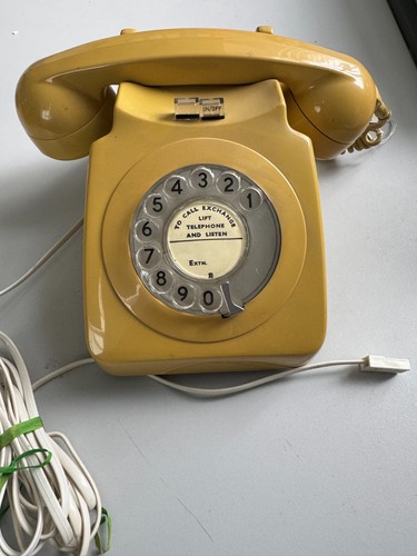 Vintage mustard coloured - coloured, post