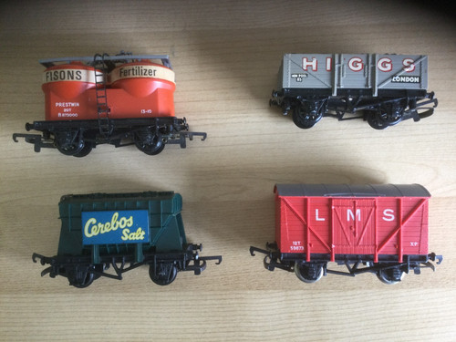 Wrenn four unboxed - wrenn, wagons