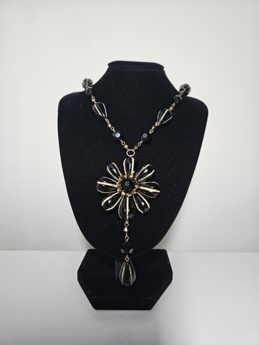 Butler and wilson necklace - butler,