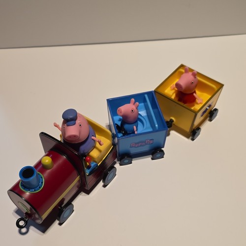 Peppa pig train - peppa, figures