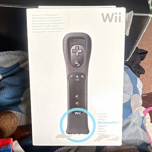 Nintendo wii remote plus - nintendo,