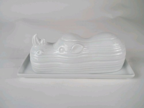Pier one rhino - one, butter