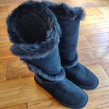 Bearpaw Sheilah Tall Boot Classic Suede Black Women's Size 6M