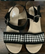 Ladies Koi Shoe Size 7  Rare Black & White Velvet Feel Houndstooth Detail