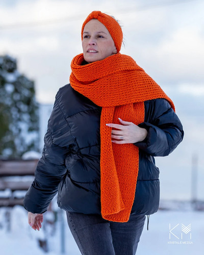 Hand knitted orange single - hand,