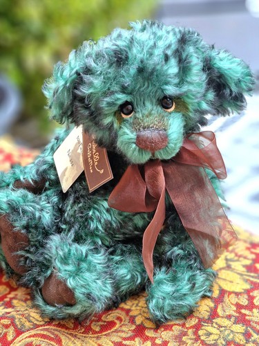 Charlie bears fiddlestick - bears,