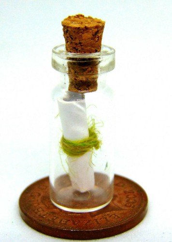 Dolls house message - dolls,
