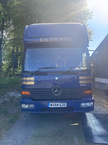 Hgv mercedes horse box - hgv,