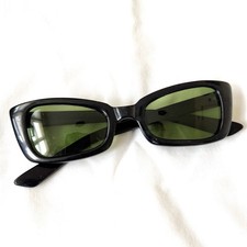 Vintage 60s Mod Cool-Ray