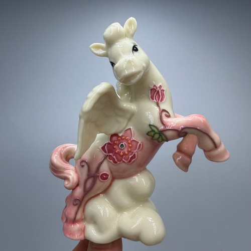 Pavone pegasus porcelain - pegasus,