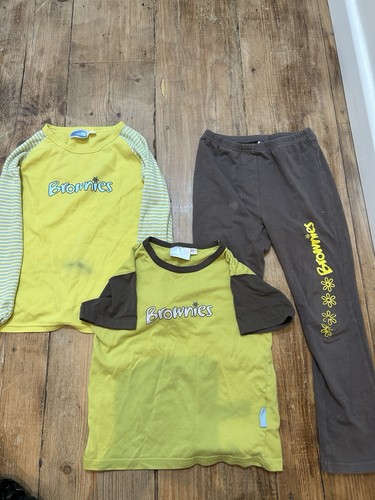 Brownies uniform 22 - uniform, 22”