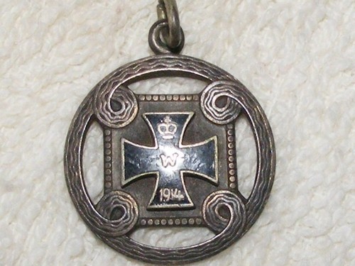 Ww1 german iron cross pendant - iron,