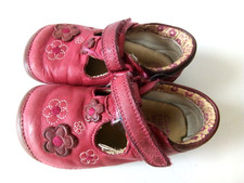 Vintage Clarks Girls First Shoes Raspberry Leather Size 4F