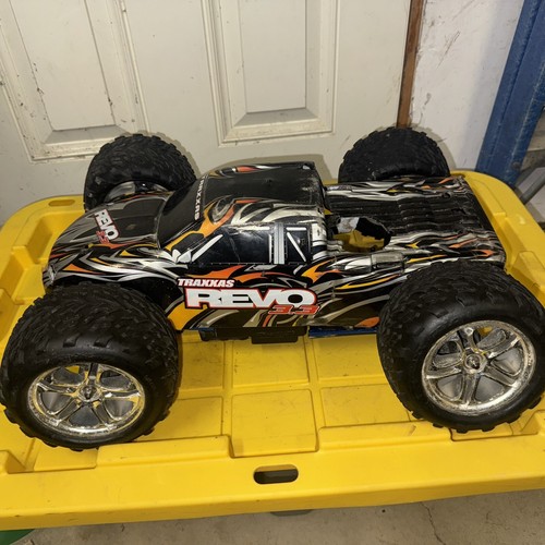 Traxxas revo parts - traxxas, 3.3