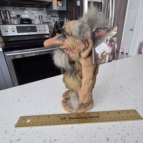 Nyform troll 111 with - nyform, walking
