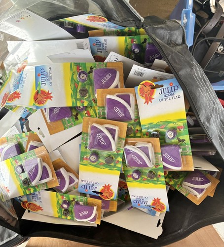107 new sealed horse - , rug