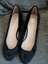 Ladies Very Good Condition