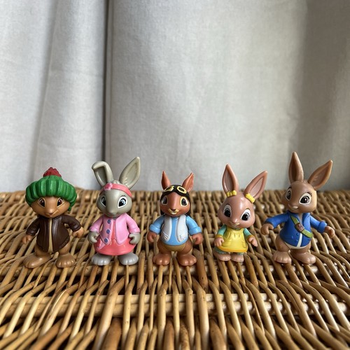 Peter rabbit posable figures - peter,