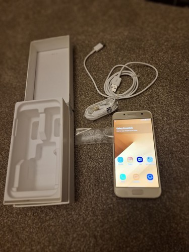 Samsung galaxy - a3, (2017)