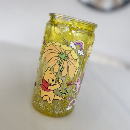 Disney winnie the pooh - winnie, yellow