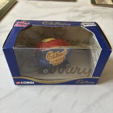 Corgi 57501 Cadbury Creme Egg