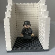 The minfig co LEGO WW2 german minifigure 