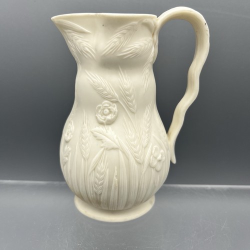 Antique relief moulded white - relief,