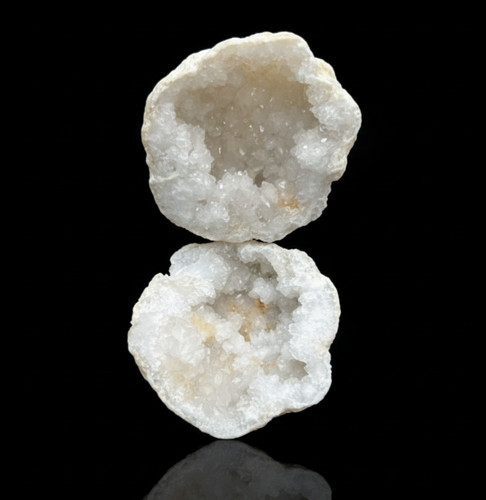 Clear quartz crystal geode - crystal,