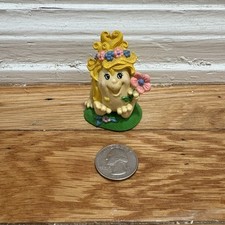 Playskool Snugglebumms 'Warmly' Mini Figure. Vintage 80s Toy Snuggle Bum. 