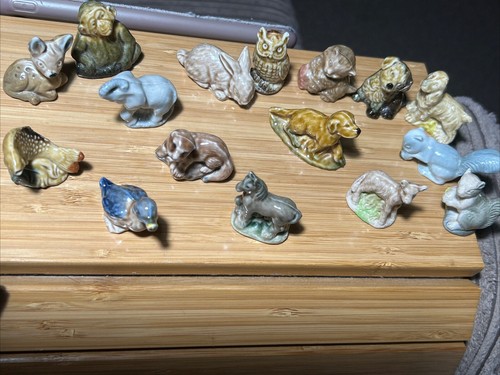 Wade whimsies job lot - x, 16.