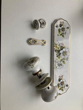 Vintage Cottage-style ceramic Door Furniture