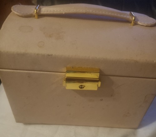 Pale pink jewellrey box - jewellrey,