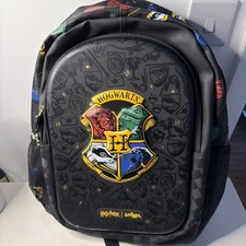 Hogwarts -  Genuine Smiggle