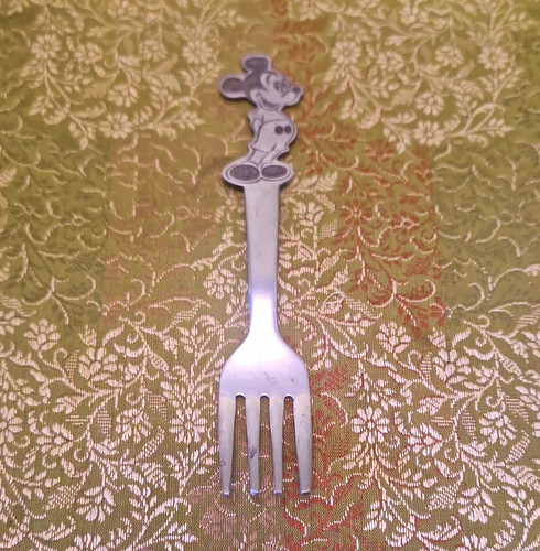 Disney mickey mouse metal - mickey,