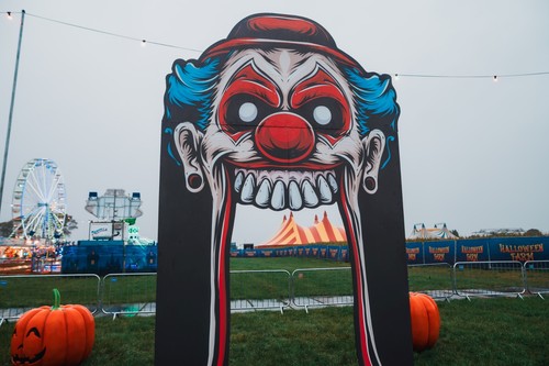 Clown mouth entrance arch - entrance,