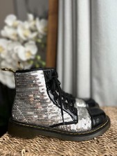 Dr Martens Boots UK 4 EU 37