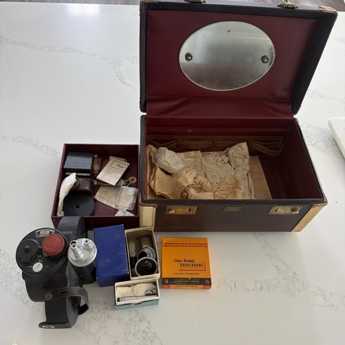Bell howell filmo 70 16mm - howell,