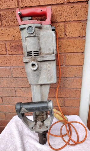 Kango 950k concrete breaker - concrete,