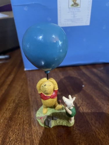 Disney classic winnie the pooh - winnie,