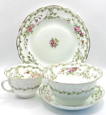 Adderleys Ltd Best Bone China Tea Trio & Sugar Bowl / Pat.: Montrose / 04441 VGC