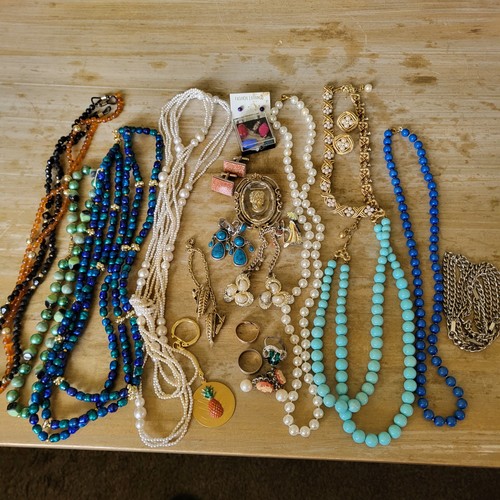 Lot vintage jewelry - lot,