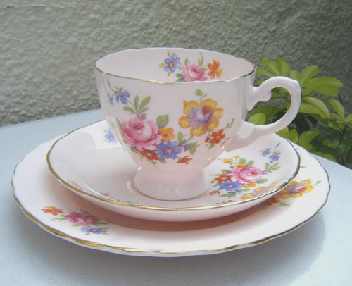 Vintage floral trio pink - floral,
