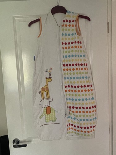 Unisex baby sleeping - unisex,