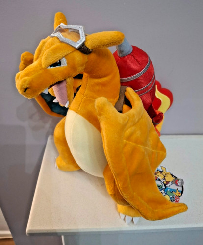 Pokemon center jet charizard - jet,