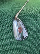 Taylormade R11 A Wedge AW KBS