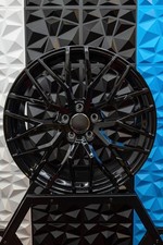BRAND NEW 19” AUDI STYLE R8