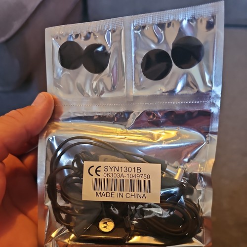 Genuine motorola headphones - motorola,