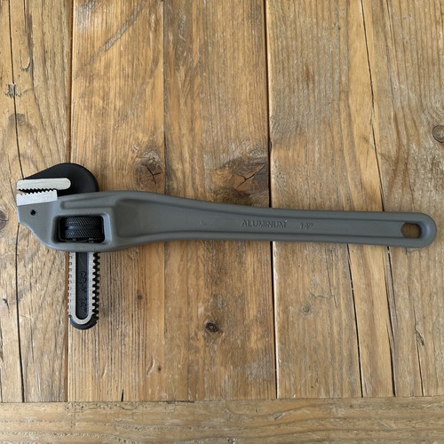 Aluminium offset pipe wrench - aluminium,