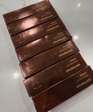 HOURGLASS Ambient Soft Glow