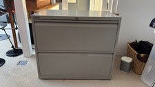 Bisley 2 drawer filing cabinet